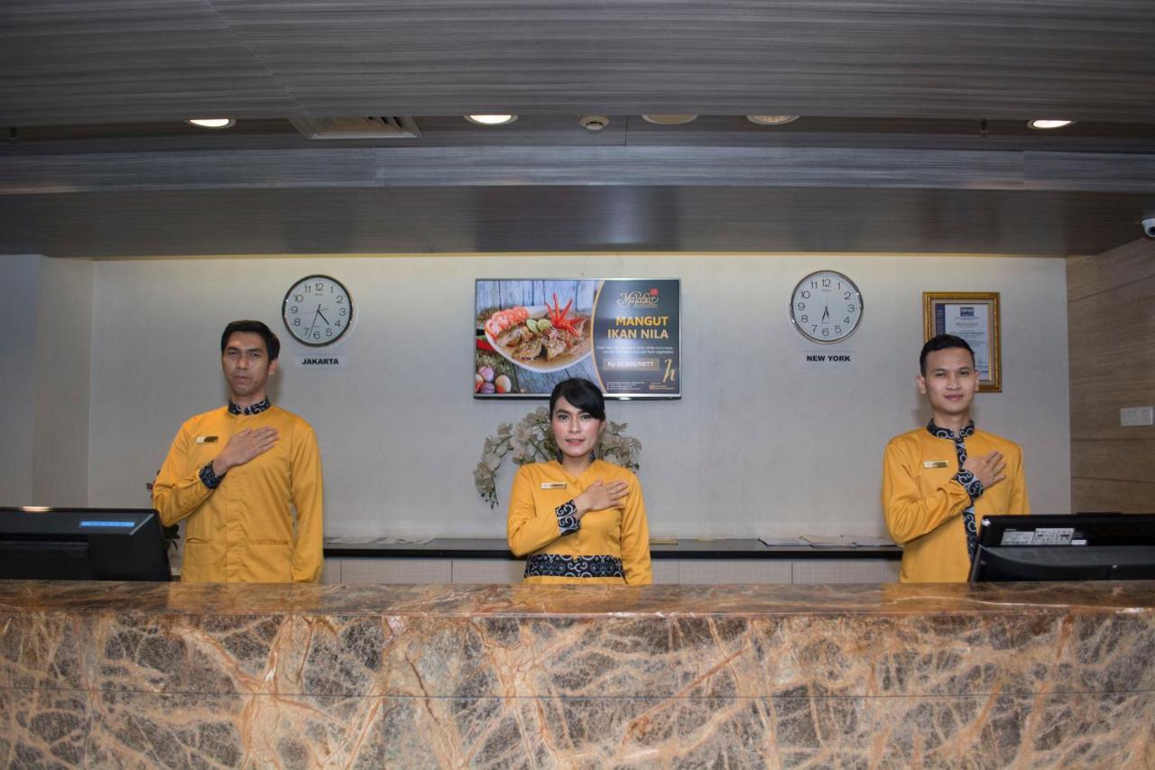 Horison Samarinda Otel Dış mekan fotoğraf